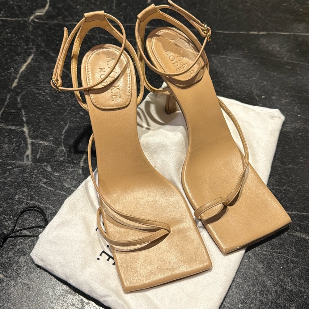 A.W.A.K.E MODE Delta High 80mm Sandals - Picture 5 of 9